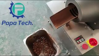 كرة التمر مع طلاء مسحوق الكاكاو